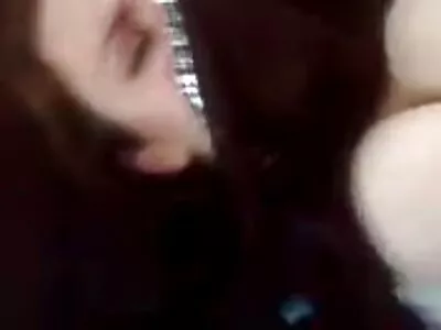 Blondes Mädchen alte frauen free lässt sich in den Arsch ficken und ihre Freundin wird gerne ihren Arsch probieren