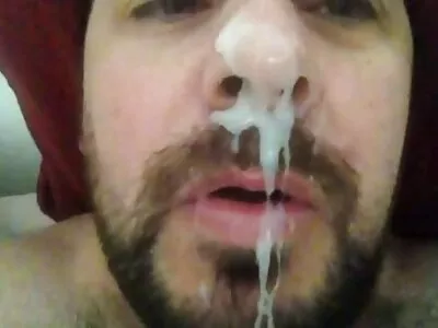 Vollbusige MILF feiert Unabhängigkeitstag auf dem gratis erotik reife frauen Schwanz ihres Stiefsohns