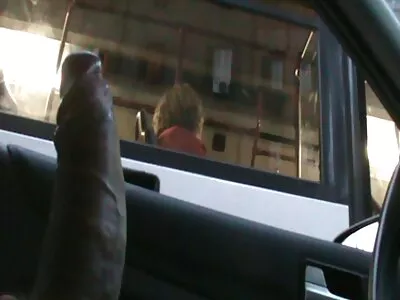 Xianna Hill will eine Gefängnisstrafe vermeiden, indem sie den kostenlose pornofilme mit reifen frauen Polizisten fickt.