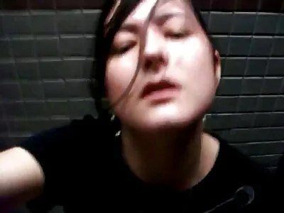 Russische Schlampe mit kleinen reife frauen free video Brüsten reitet Schwanz beim ersten Date