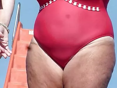 Sinnliches japanisches Babe reitet gratis erotik reife frauen Schwanz nach frechem oralem Vorspiel