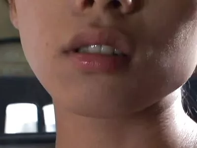 Bärtiger Mann hat die Chance, die enge Fotze der süßen Stieftochter zu ficken reife frauen porn