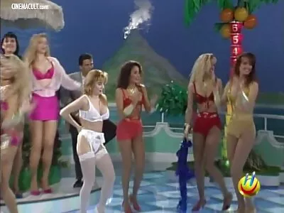 Blonde Hottie in sexy Dessous nimmt zwei große Schwänze in einem pornobilder reife frauen Dreier