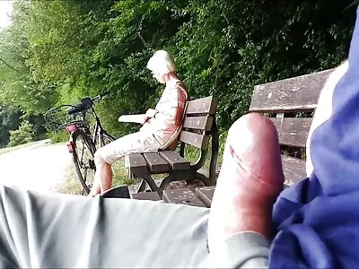 Brünettes Babe mit großen Luftballons Reena Sky pornobilder mit alten frauen wird so gut gefickt